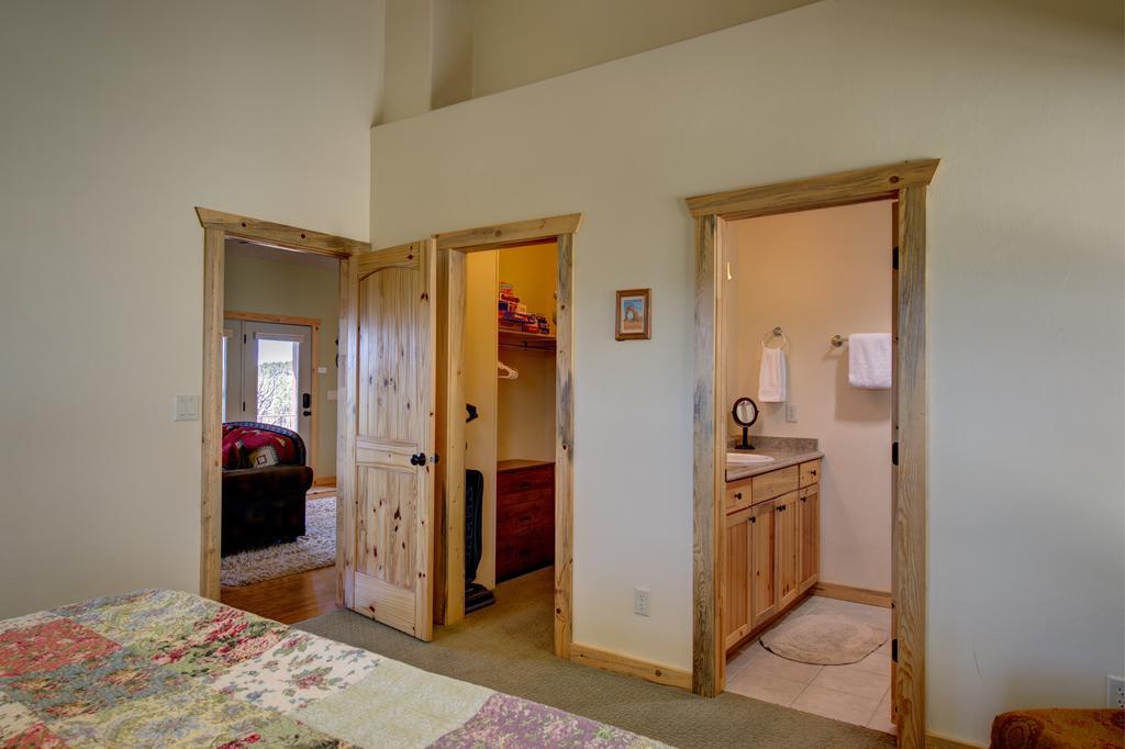 Ridgetop Hideaway Hatch Exteriér fotografie